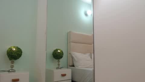 scarlet  online show from 03.14.26