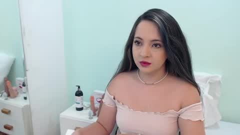 scarlet  online show from 04.01.26