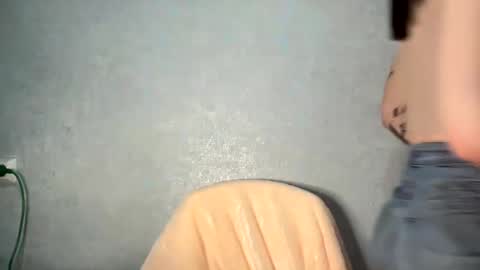 scarletpetal online show from 02.22.25