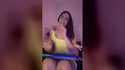 Scarlet online show from 07.30.26