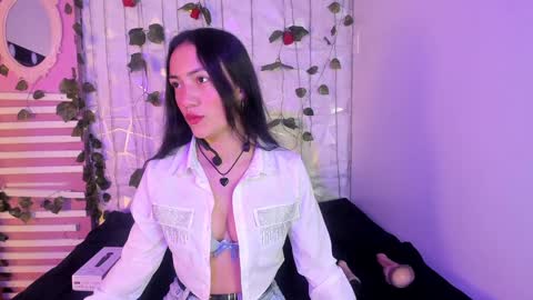 Snapshot of scarlett__fox__ chatting on 02.01.25 SCARLETT FOX online show from 02.01.25