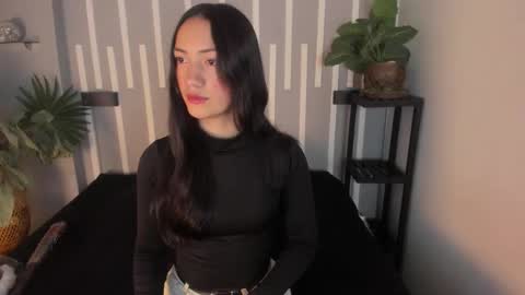 Snapshot of scarlett__fox__ chatting on 10.21.25 SCARLETT FOX online show from 10.21.25