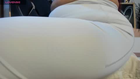 Snapshot of scarlett_anaiz chatting on 02.15.26 Scarlett Anaiz online show from 02.15.26