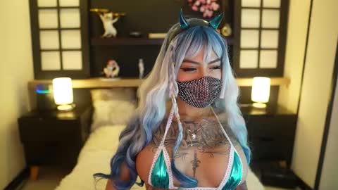 Snapshot of scarlett_collins01 chatting on 11.18.25 Scarlett Collins online show from 11.18.25