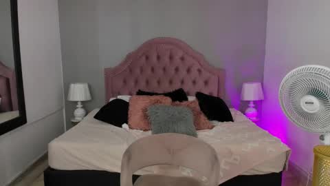 Scarlett  online show from 01.30.25