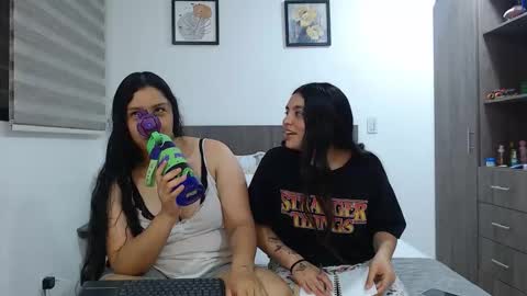 Snapshot of scarlett_evance chatting on 03.04.26 Scarlett and Jazmin online show from 03.04.26