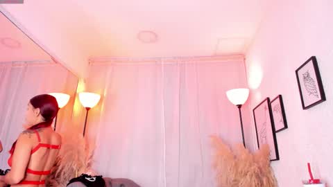 Scarlett Johs online show from 10.11.25