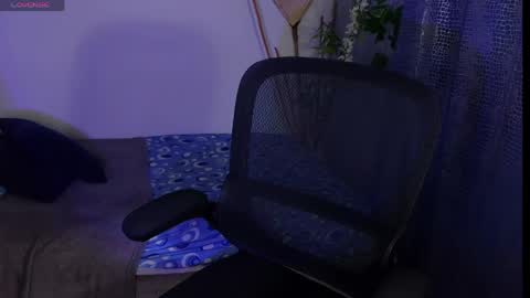 Snapshot of scarlett_laurents chatting on 04.18.26 scarlett online show from 04.18.26