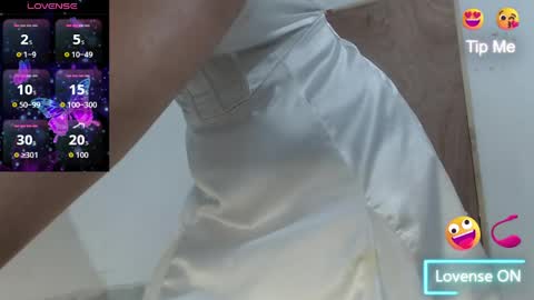 Scarlett online show from 04.15.26