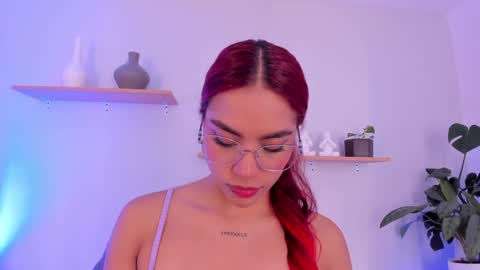 Scarlett Morgan online show from 02.05.25