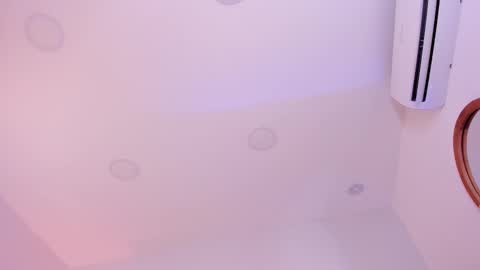 Scarlett Morgan online show from 03.05.25