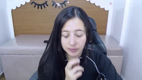 scarlett_percy_t online show from 01.18.26