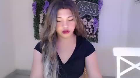    online show from 02.05.25