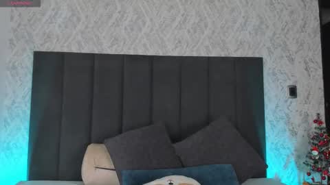 Scarlett online show from 12.19.25