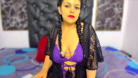 Scarlett online show from 10.18.25