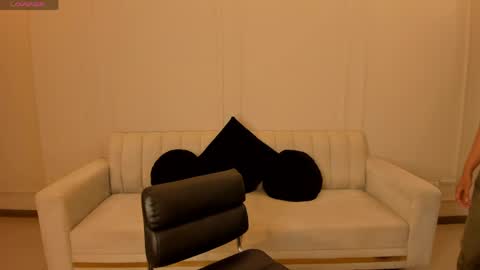 Sacrlett Blaze online show from 06.01.26