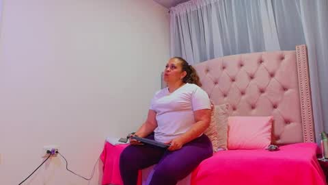 scarlettbooty online show from 09.17.25