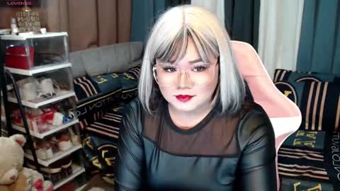 scarlette online show from 01.17.25