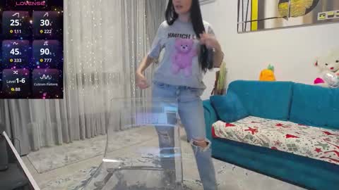 Scarlett online show from 12.18.25