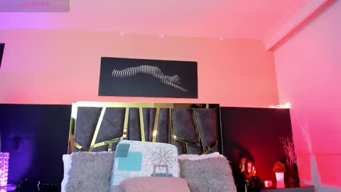 Snapshot of scarlettorres chatting on 11.17.25 scarlettorres online show from 11.17.25