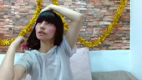 Scarlett pink online show from 12.06.24