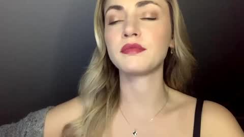 ScarlettxBlonde online show from 05.14.26