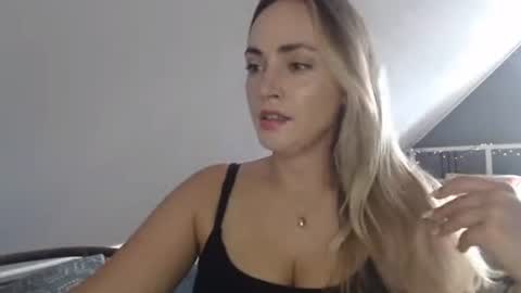 ScarlettxBlonde online show from 07.22.26