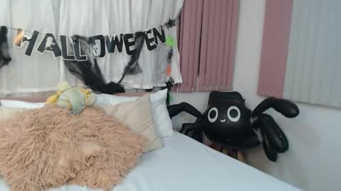 SCARLET online show from 10.28.25