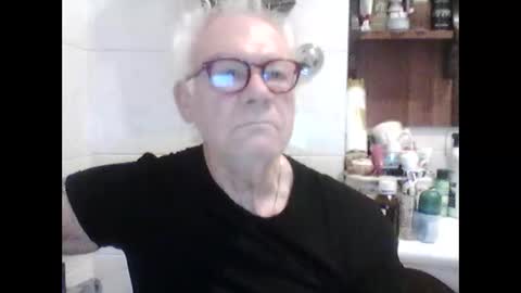 schizzodoro online show from 10.15.25