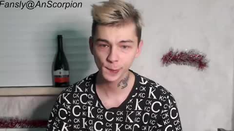 Snapshot of scorpion_250 chatting on 01.01.25 Scorpion 250 online show from 01.01.25