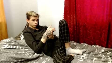 Snapshot of scorpion_250 chatting on 11.11.25 Scorpion 250 online show from 11.11.25