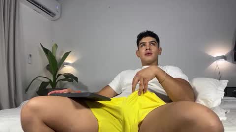 Andrew Flintt online show from 11.18.25