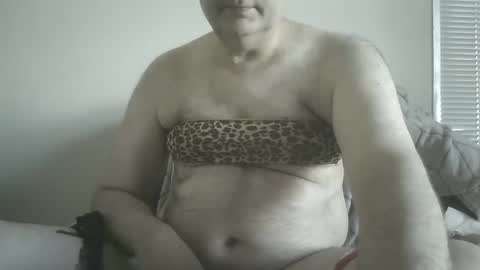 Snapshot of scottforfuhn chatting on 01.11.25 scottforfuhn online show from 01.11.25