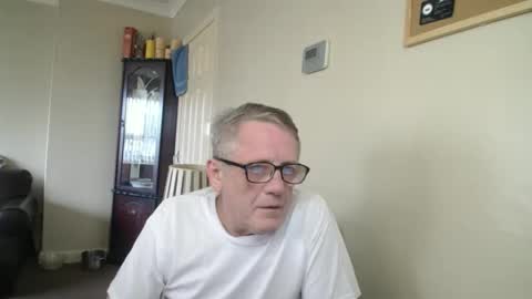 James online show from 10.27.25