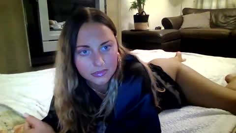 Scouse Lexi  online show from 09.11.25