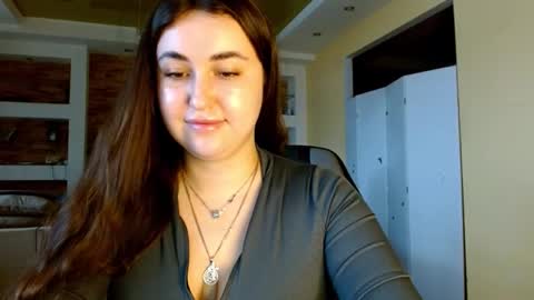 Elizabeth  online show from 02.12.26