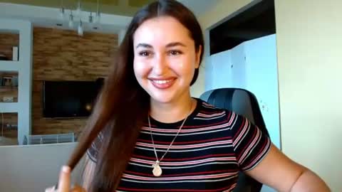 Elizabeth  online show from 07.22.26