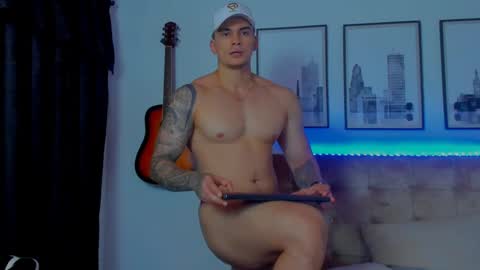 Snapshot of sean_carrera69 chatting on 01.08.25 Sean Carrera online show from 01.08.25