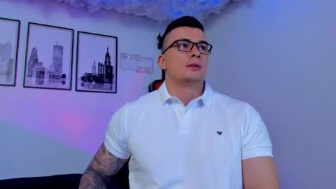 Sean Carrera online show from 04.01.26