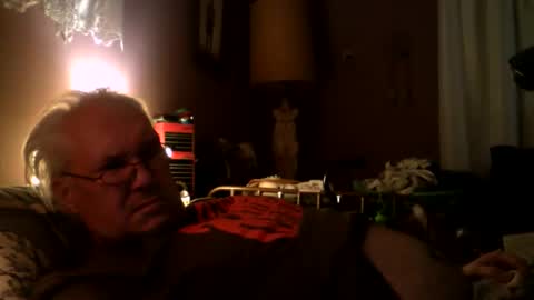 Snapshot of seanstiffy3916 chatting on 11.25.25 seanstiffy3916 online show from 11.25.25