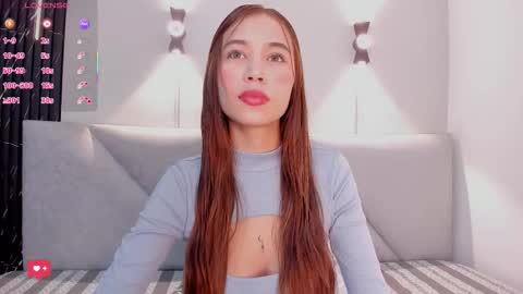 Snapshot of seattle_rousse chatting on 10.22.25 Rosie online show from 10.22.25