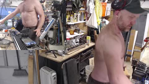 Snapshot of seattlemanwhore chatting on 01.16.25 Seattlemanwhore online show from 01.16.25