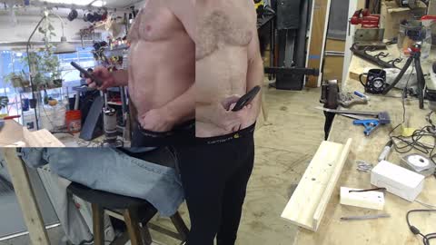 Snapshot of seattlemanwhore chatting on 01.19.25 Seattlemanwhore online show from 01.19.25