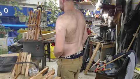 Snapshot of seattlemanwhore chatting on 09.30.25 Seattlemanwhore online show from 09.30.25