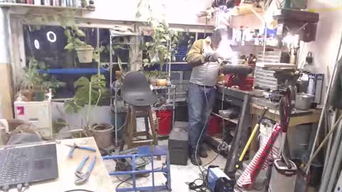 Snapshot of seattlemanwhore chatting on 11.15.25 Seattlemanwhore online show from 11.15.25