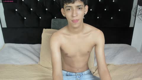 Sebastian Alvarez online show from 05.10.26