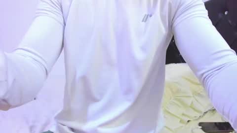 Snapshot of sebastian_dash chatting on 02.12.25 SEBAS online show from 02.12.25