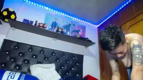 Snapshot of sebastian_posse chatting on 04.27.26 Myystiic online show from 04.27.26