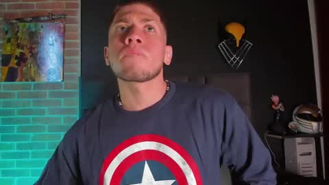 Snapshot of sebastianmaximoff chatting on 02.01.25 Sebastian online show from 02.01.25