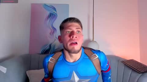 Snapshot of sebastianmaximoff chatting on 10.22.25 Sebastian online show from 10.22.25